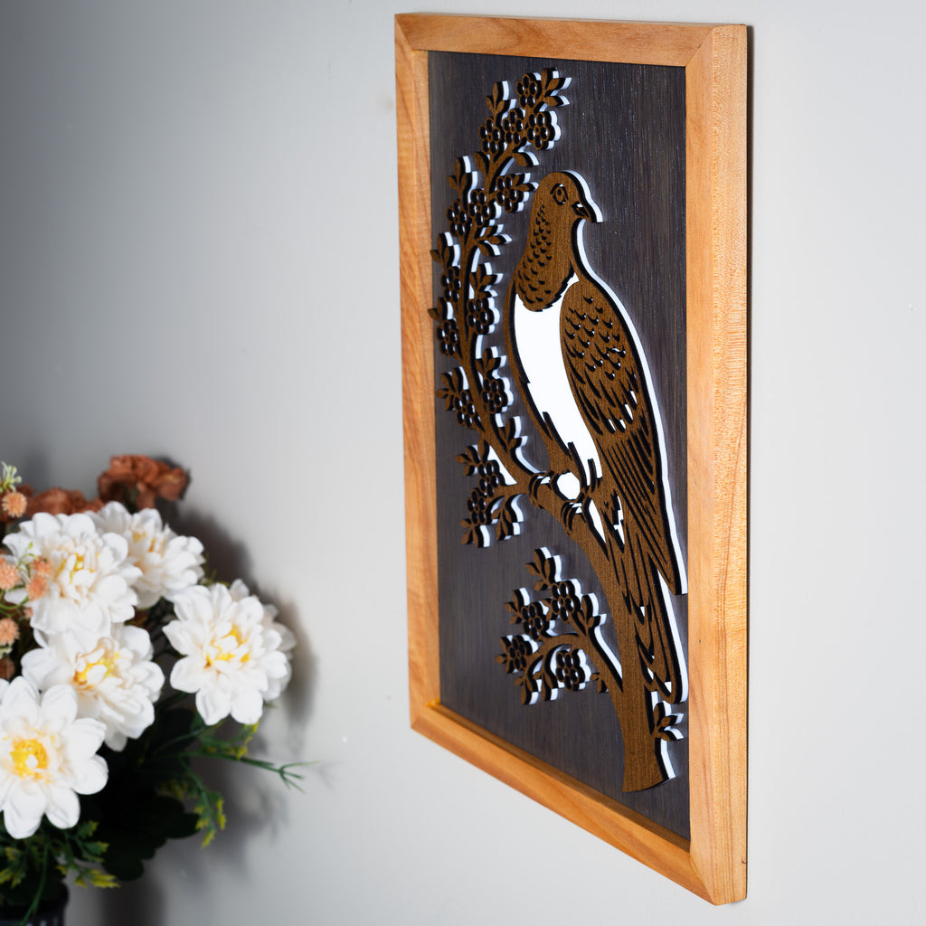 New Zealand Wood Pigeon / Kererū - 3-Layer Framed Wall Art