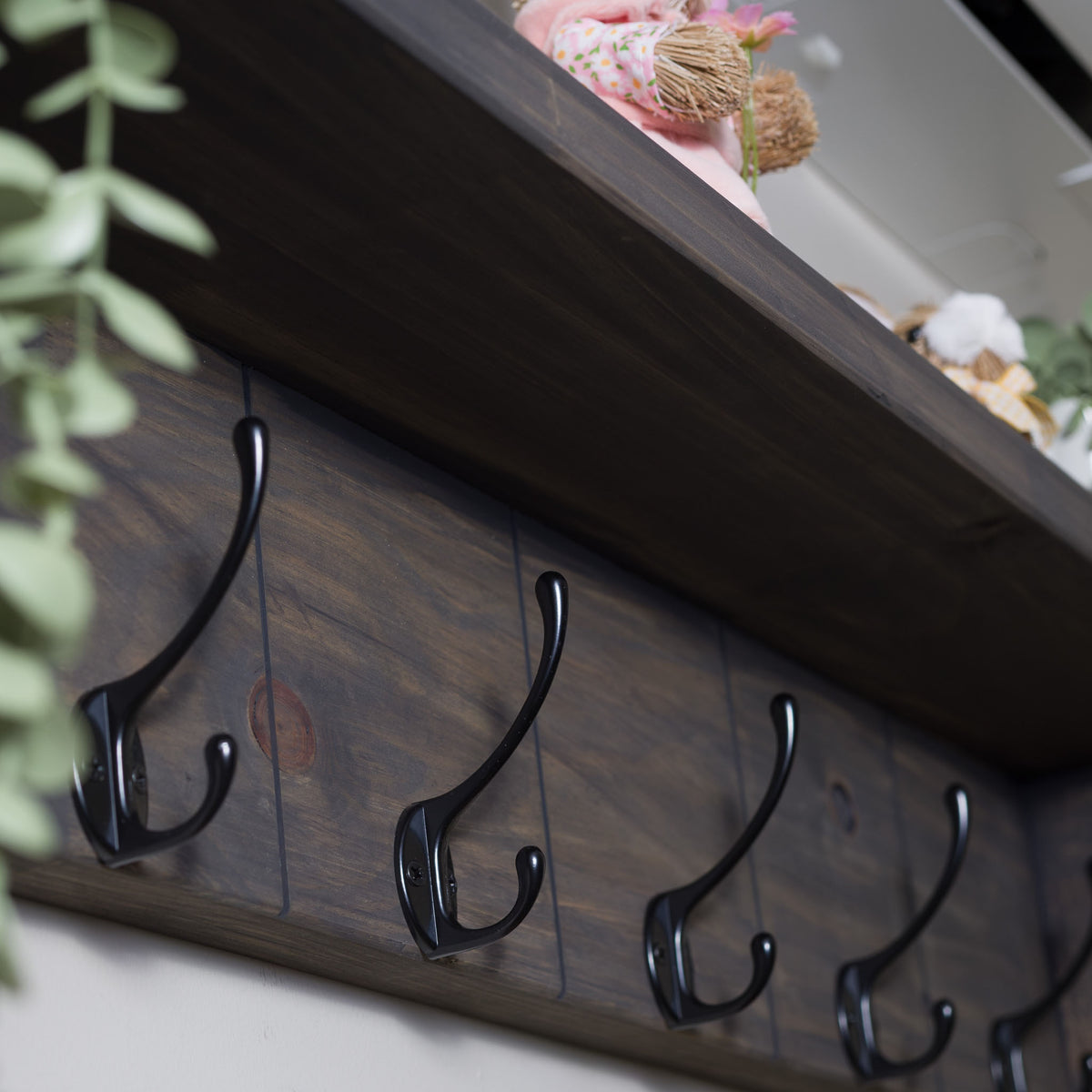 Rustic Wall Shelf & Coat Rack – 900 mm
