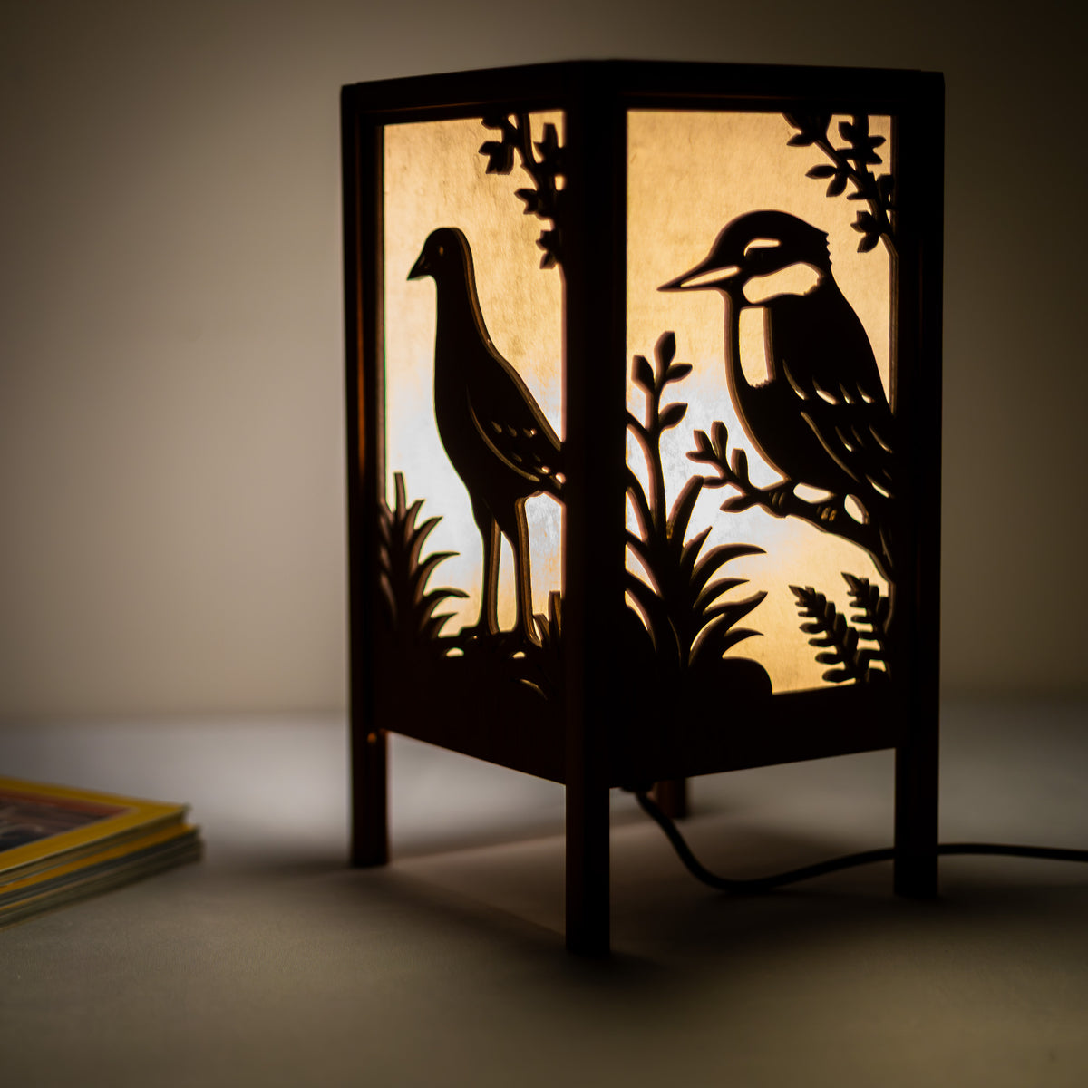 Shoji Lantern – Tall, Open Top (NZ Bird Panels, USB lamp)