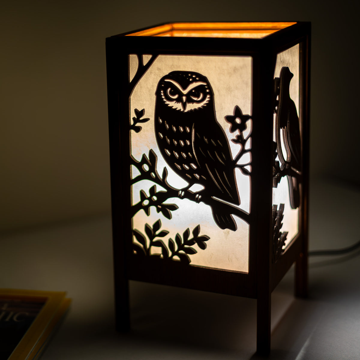 Shoji Lantern – Tall, Open Top (NZ Bird Panels, USB lamp)