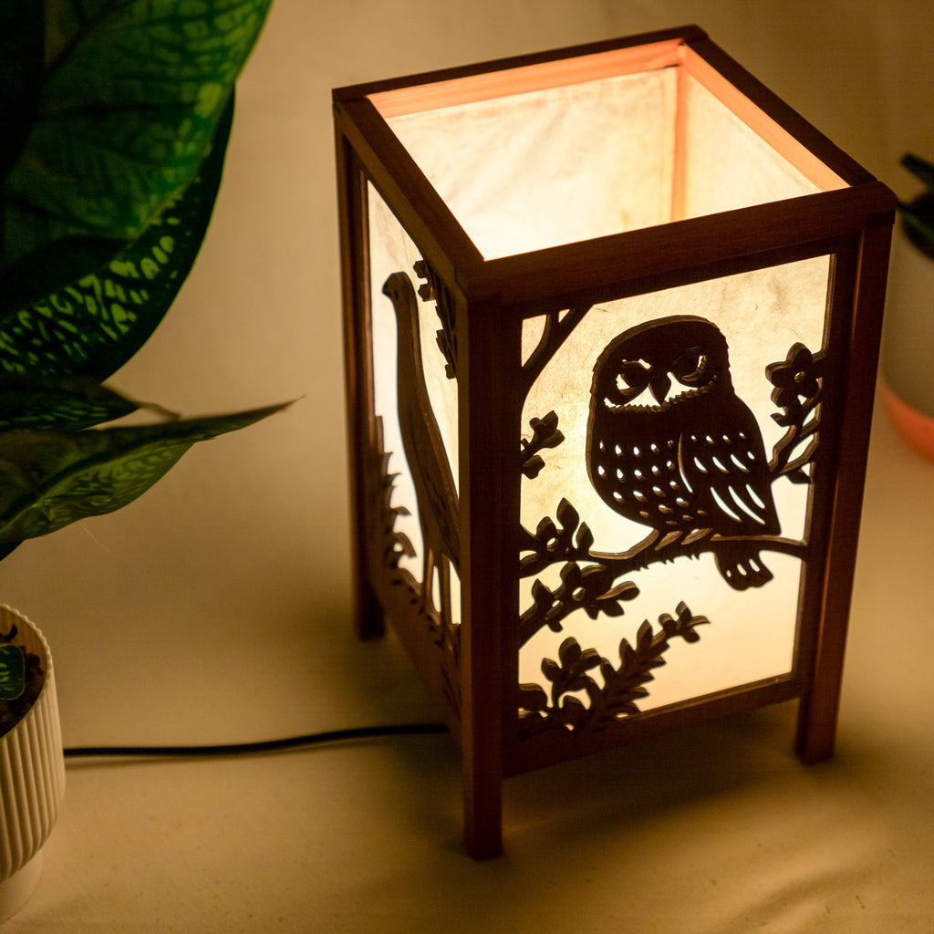 Shoji Lantern – Tall, Open Top (NZ Bird Panels, USB lamp)